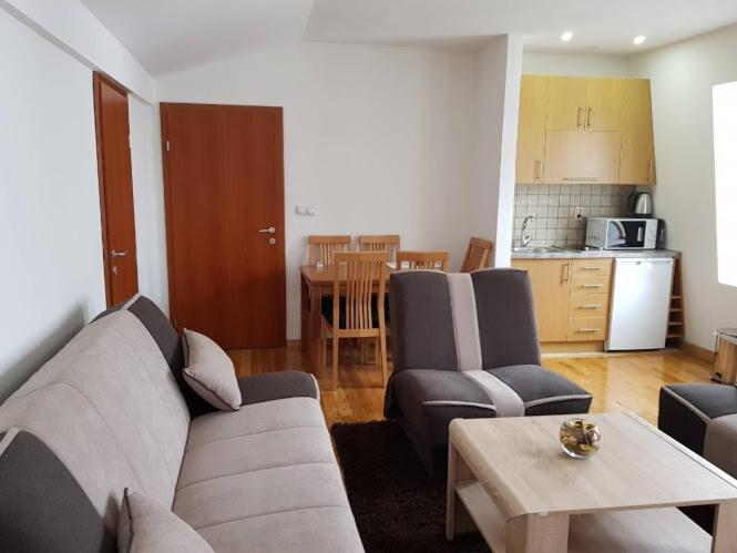 L&S Appartement Jahorina Buitenkant foto